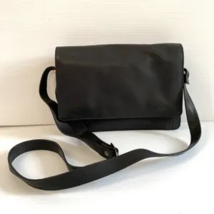Purse - Black Leather Derek Alexander Magnet Flap Bag